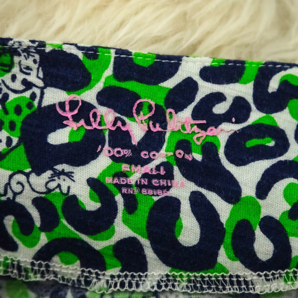 Lilly Pulitzer Size Small S Green Blue Leopard Thrill Chase Short Sleeve Top - Picture 4 of 7